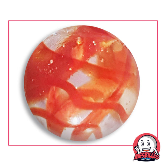 Grande bille Ruban Rouge en verre transparent incolore à rubans rouge orangé, vue de dessus, 50 mm de diamètre