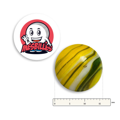 Bille Equinoxe Jaune et Vert 16 mm Collector à côté d'une règle graduée, 16 mm de diamètre
