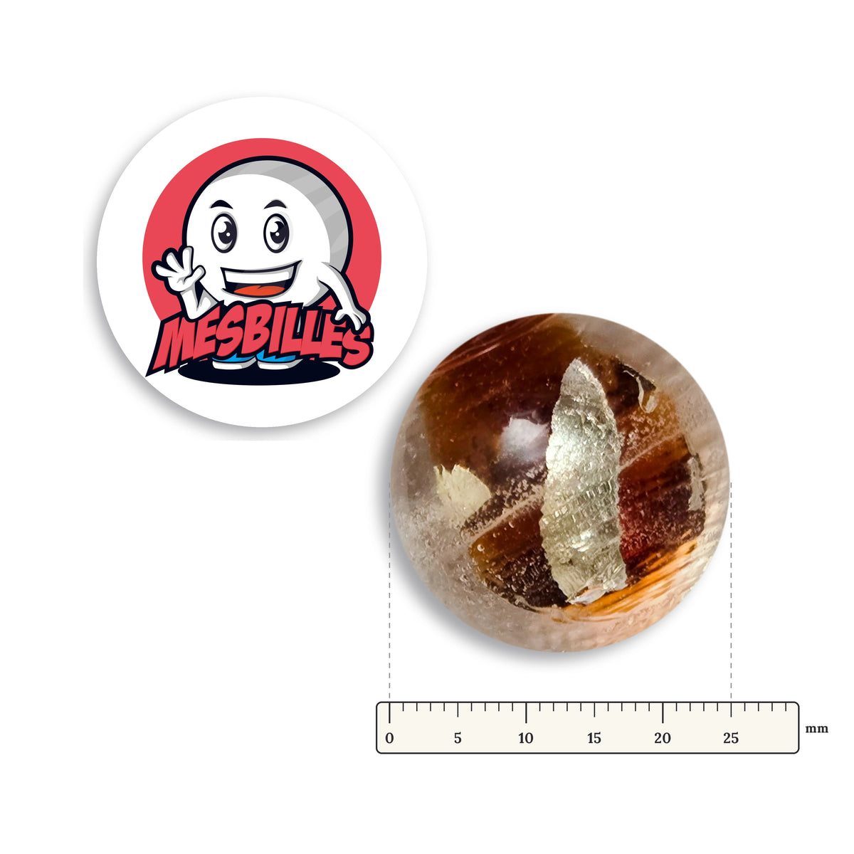 Bille Serpentin Ambre 25 mm Collector à côté d'une règle graduée, 25 mm de diamètre