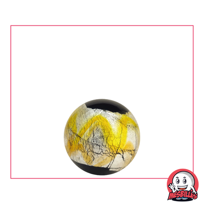 Art Machu Picchu 16 mm Marble, black with a Metallic ribbon in shades of golden yellow