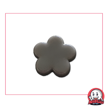 Marble Extra-flat Flower in Pearl Grey glass, used for decorating, playing and collecting.